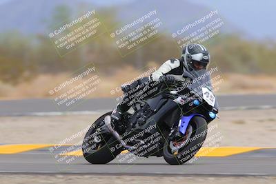 media/Sep-10-2022-SoCal Trackdays (Sat) [[a5bf35bb4a]]/Turn 6 (1140am)/